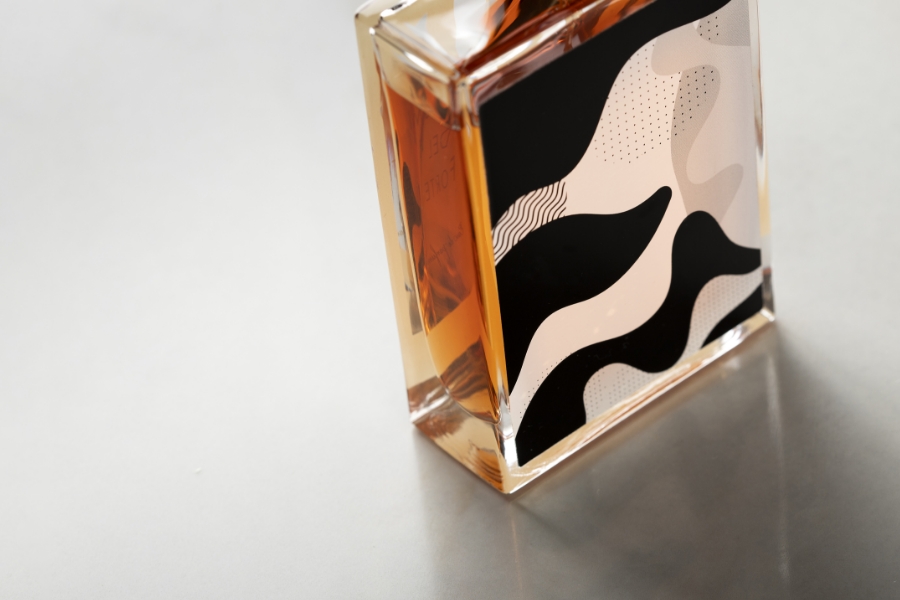 The Story of Torre's Corpi Caldi Perfume